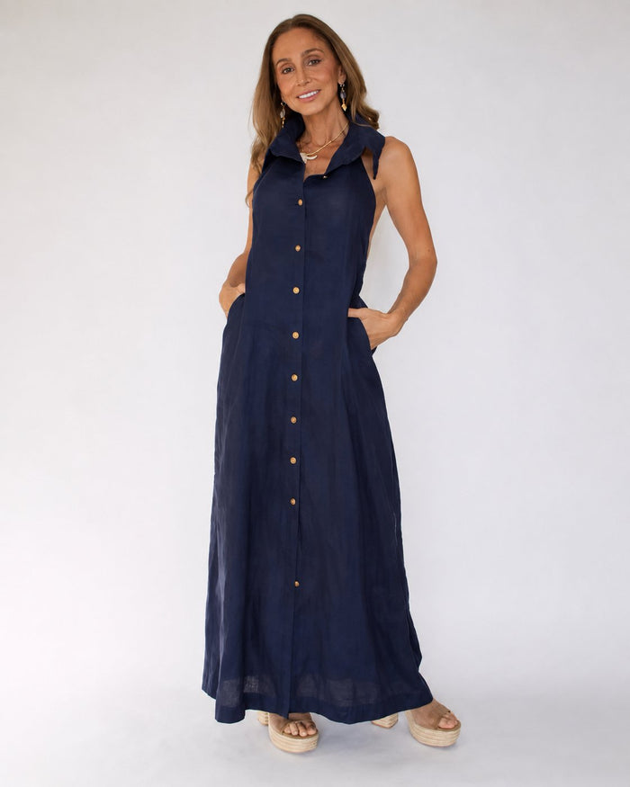 Vestido de lino tipo camisero, largo, con espalda escotada